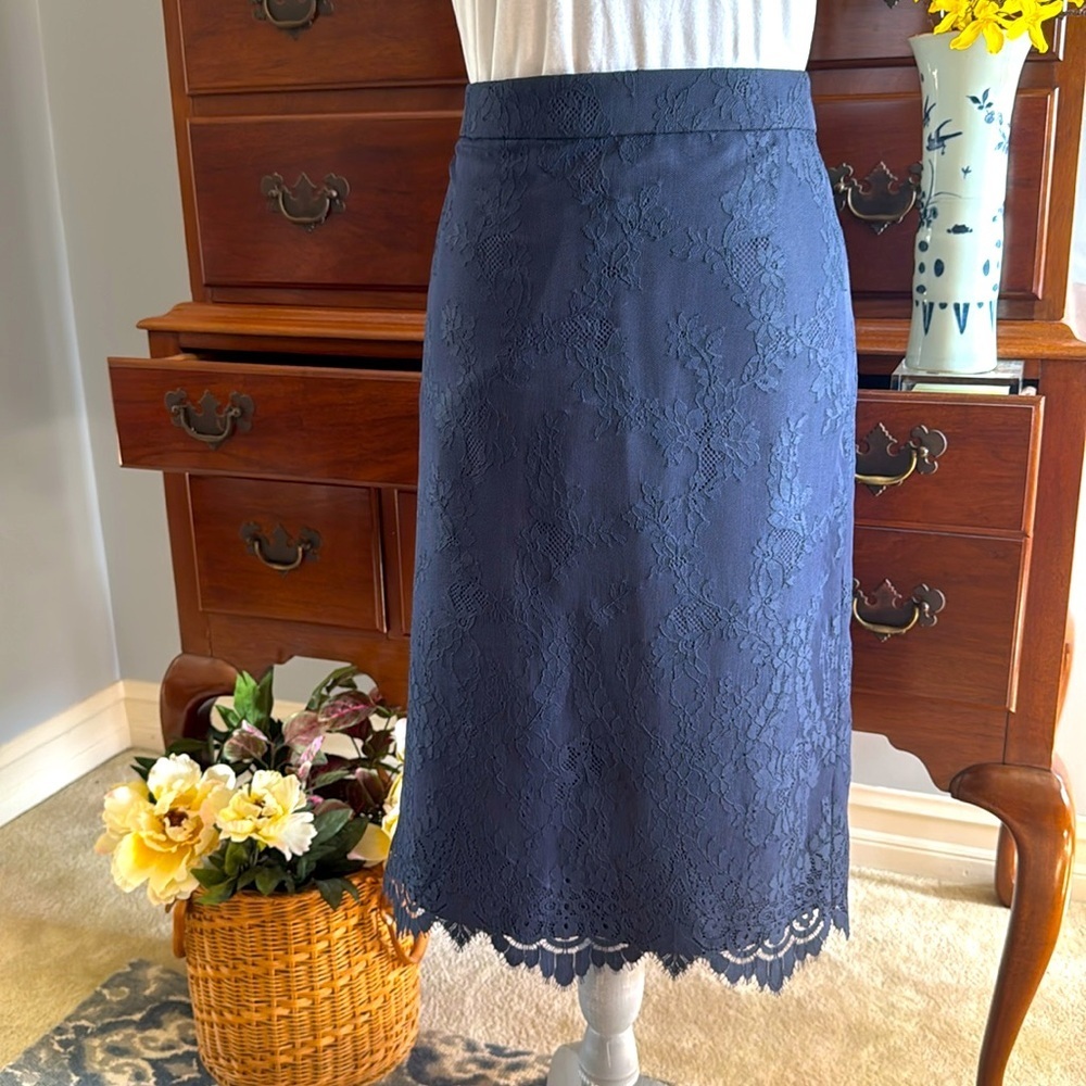 J. Crew Chantilly Lace Pencil Skirt Navy Blue Size 8